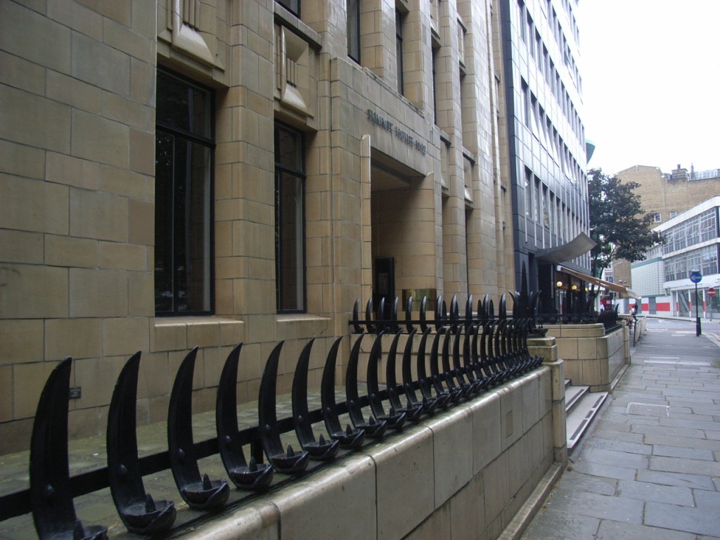 Vicious spikes on low wall to prevent sitting